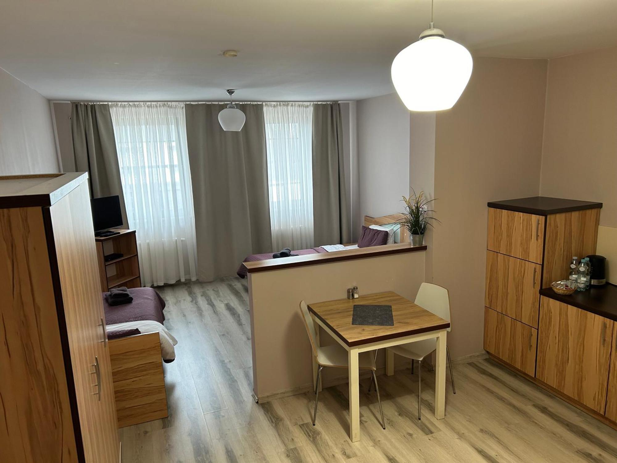 H-T-L Apartamenty Junior Nowa Sol Exteriér fotografie