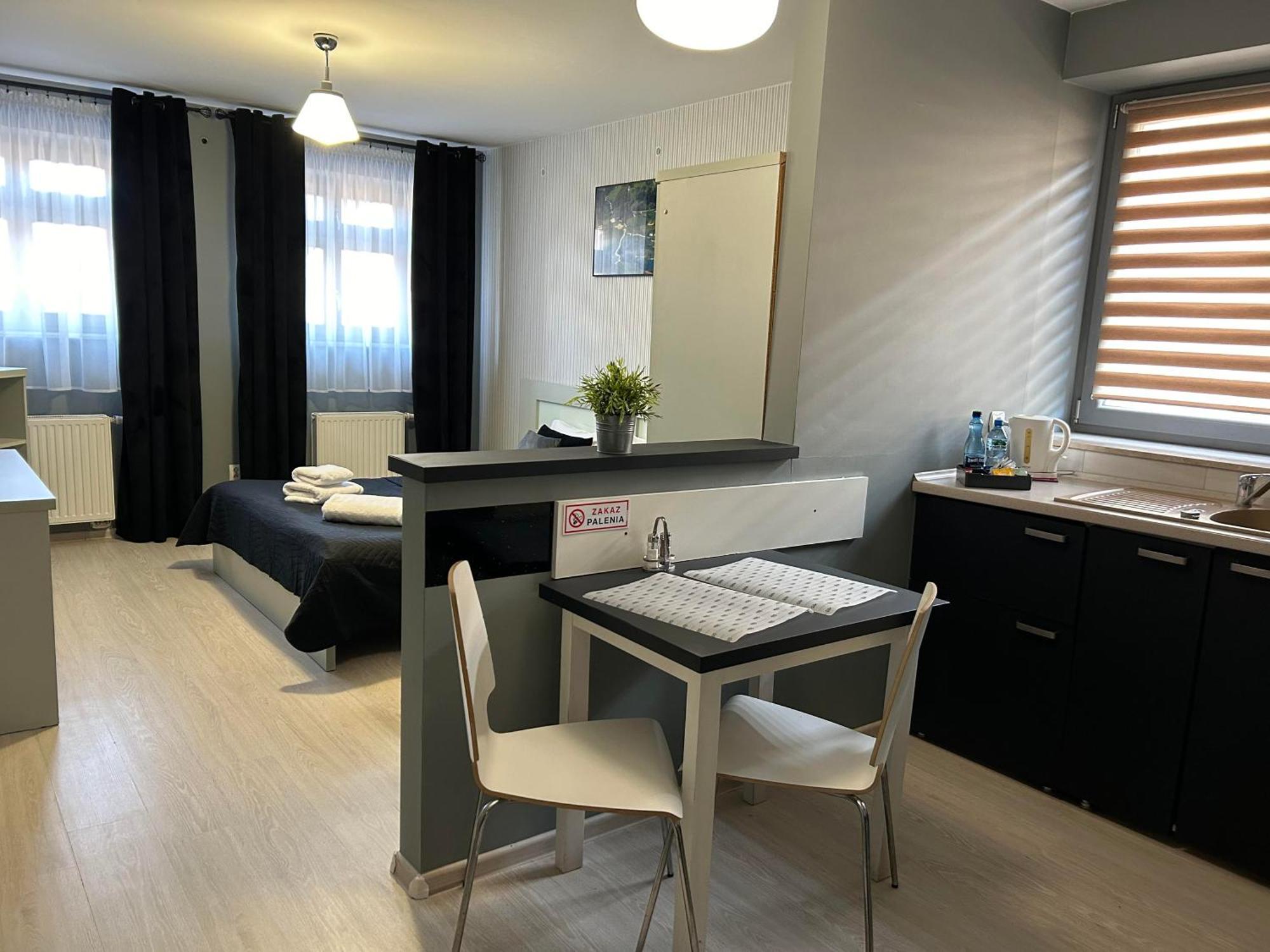 H-T-L Apartamenty Junior Nowa Sol Exteriér fotografie
