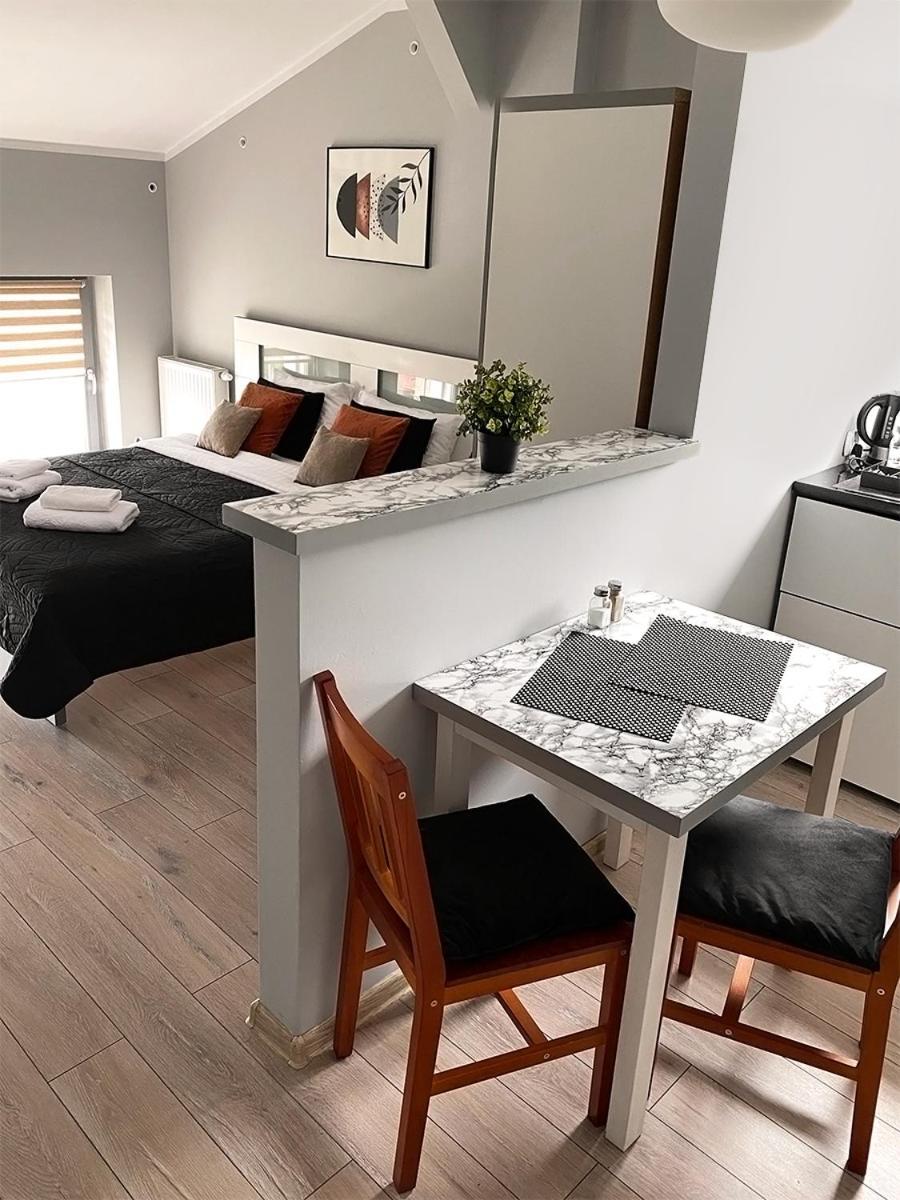 H-T-L Apartamenty Junior Nowa Sol Exteriér fotografie