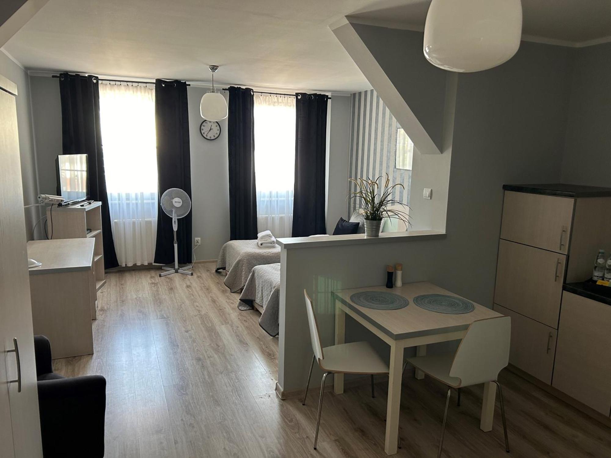 H-T-L Apartamenty Junior Nowa Sol Exteriér fotografie