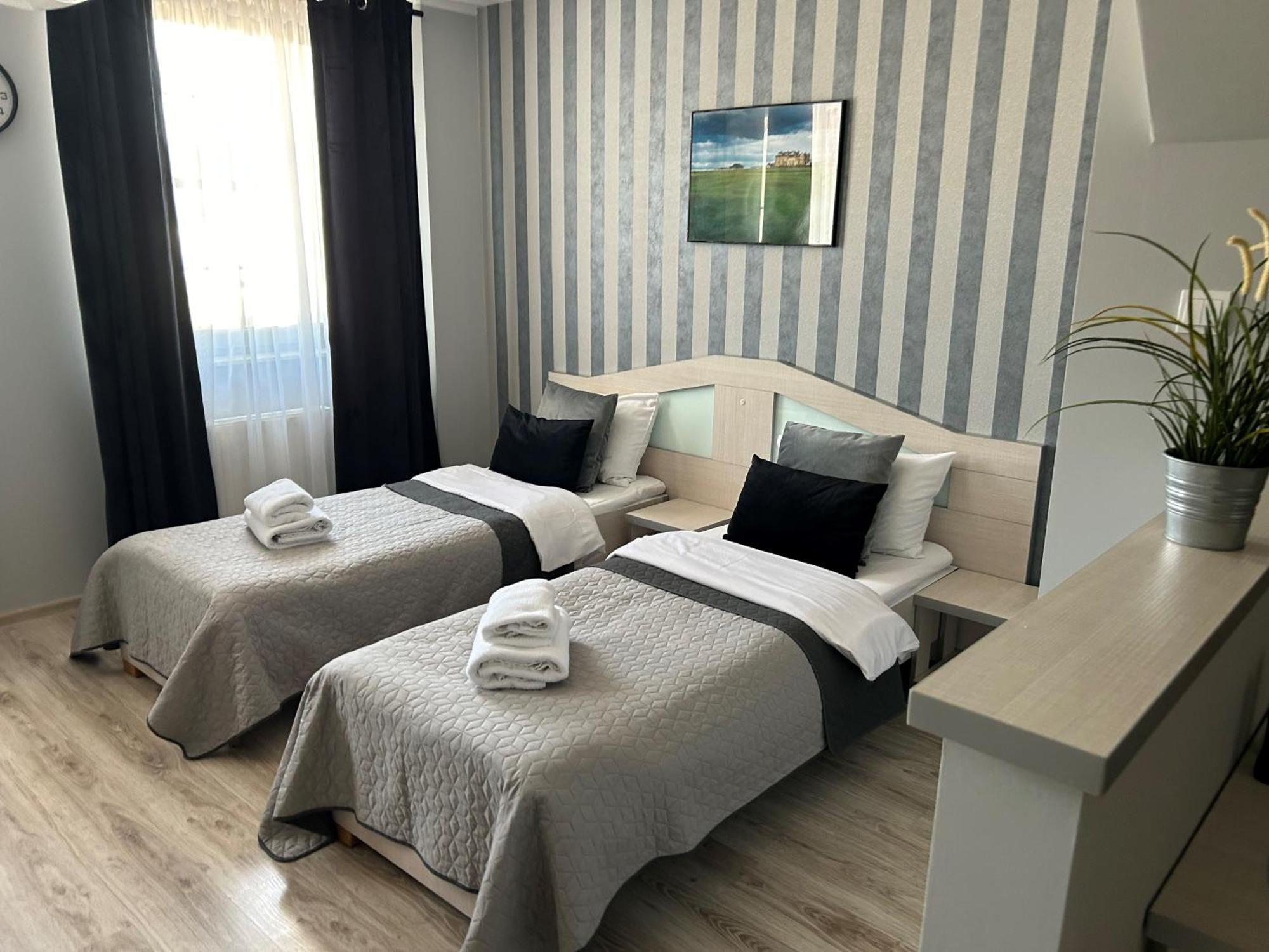 H-T-L Apartamenty Junior Nowa Sol Exteriér fotografie