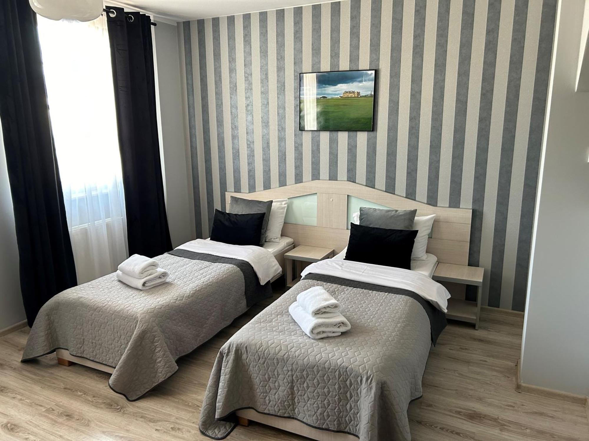 H-T-L Apartamenty Junior Nowa Sol Exteriér fotografie