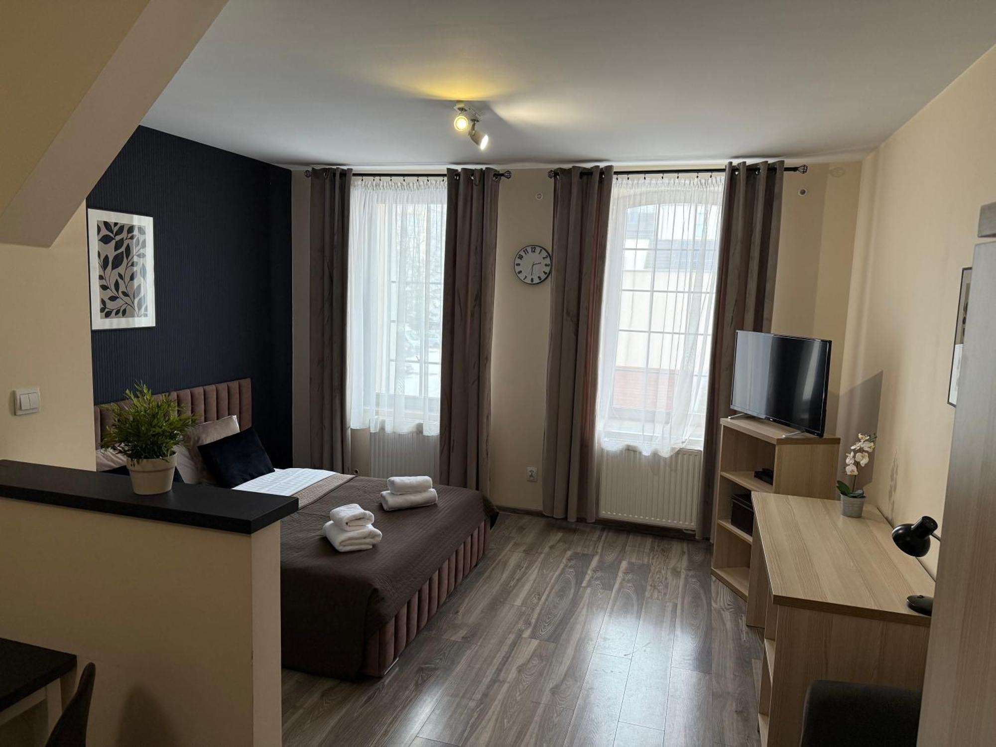 H-T-L Apartamenty Junior Nowa Sol Exteriér fotografie